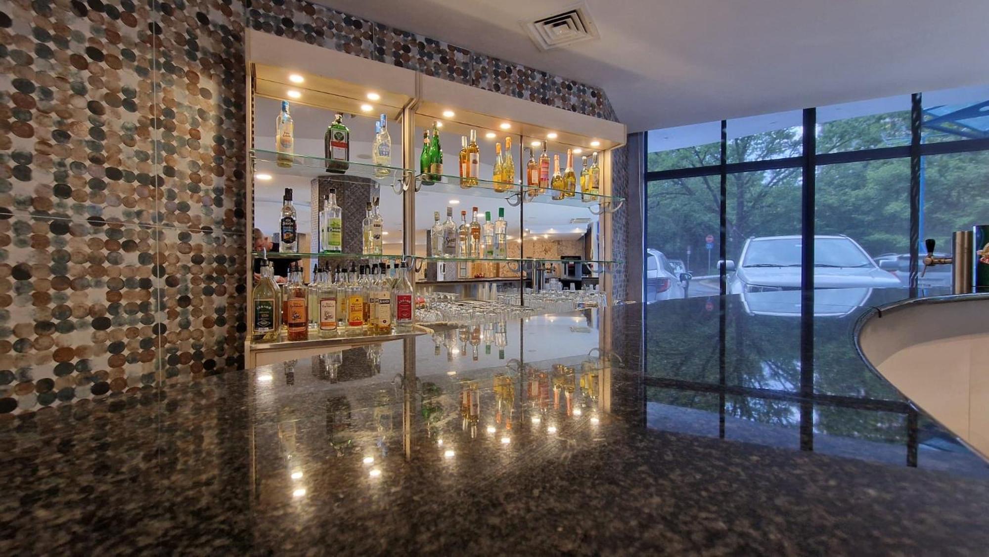 Aphrodite Hotel (Adults Only) Goudstrand Buitenkant foto