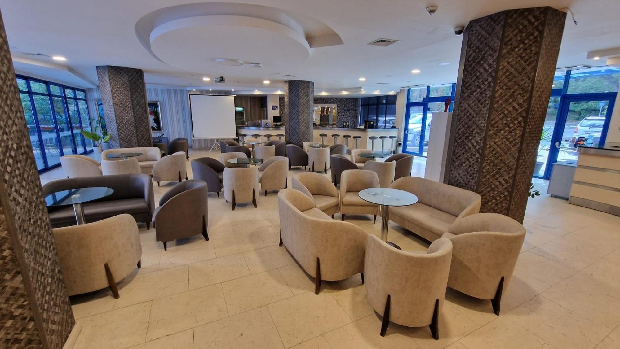 Aphrodite Hotel (Adults Only) Goudstrand Buitenkant foto